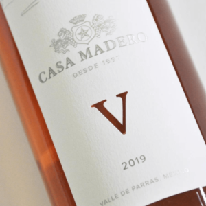 V rosado portada